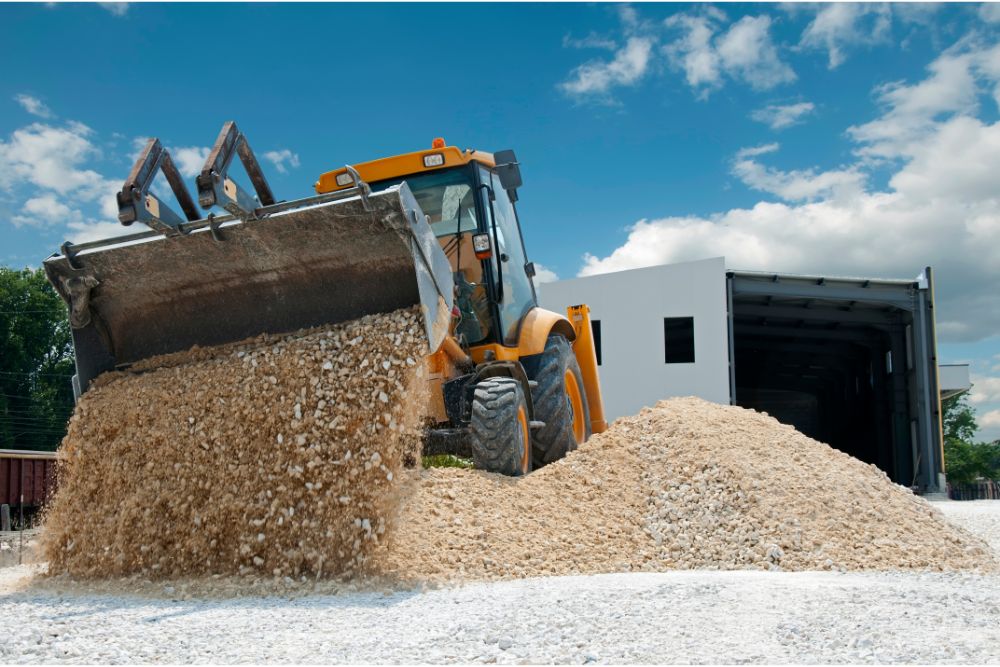 Excavator unload Gravel